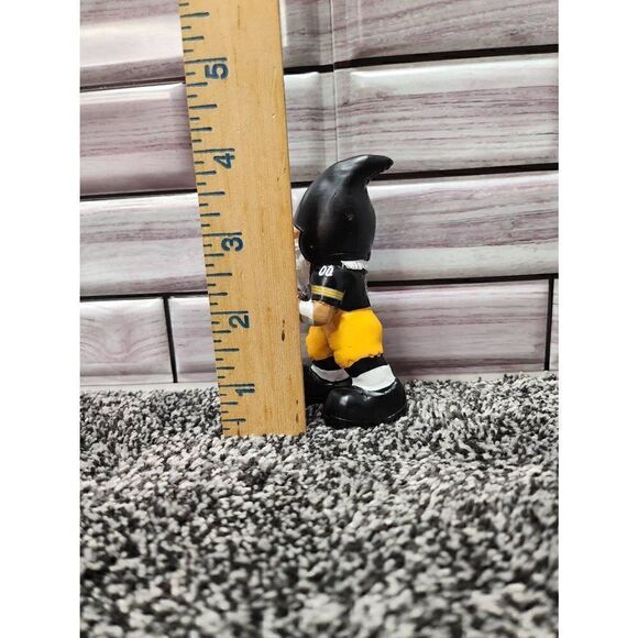 Pittsburgh Steelers Action Gnome  - Picture 7 of 7